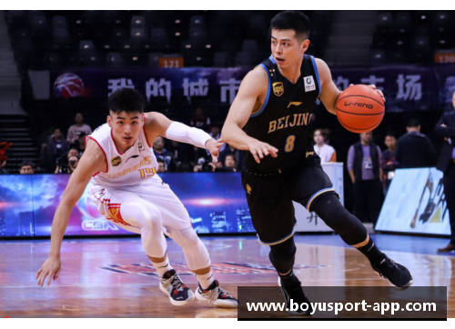 防守策略分析:如何有效应对球员撞击和进攻威胁 防守策略分析:如何有效应对球员撞击和进攻威胁