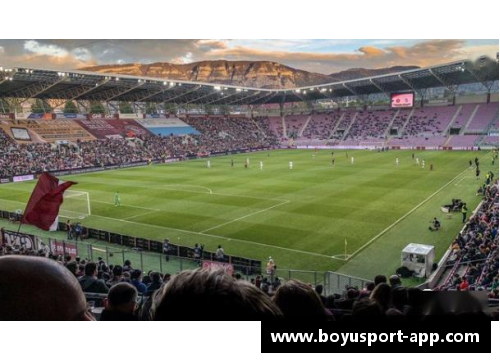 探秘球员内幕：揭秘球场后的故事